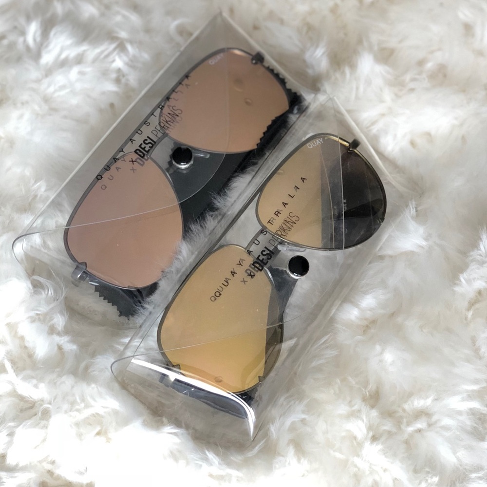 **Bundle** 2 pair Quay Australia sunglasses